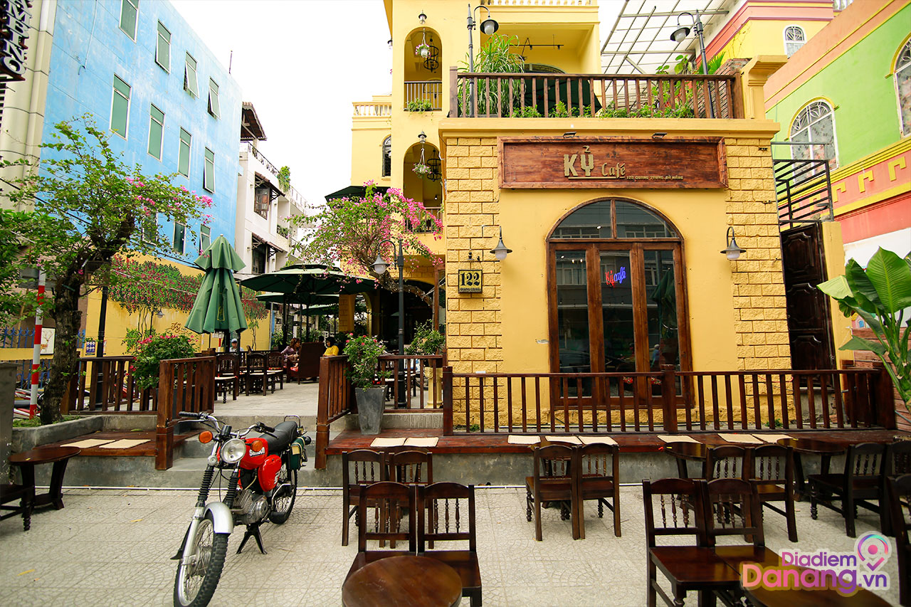 Kỷ Cafe – Bắt trọn nét Hà Nội cổ giữa lòng Đà Nẵng