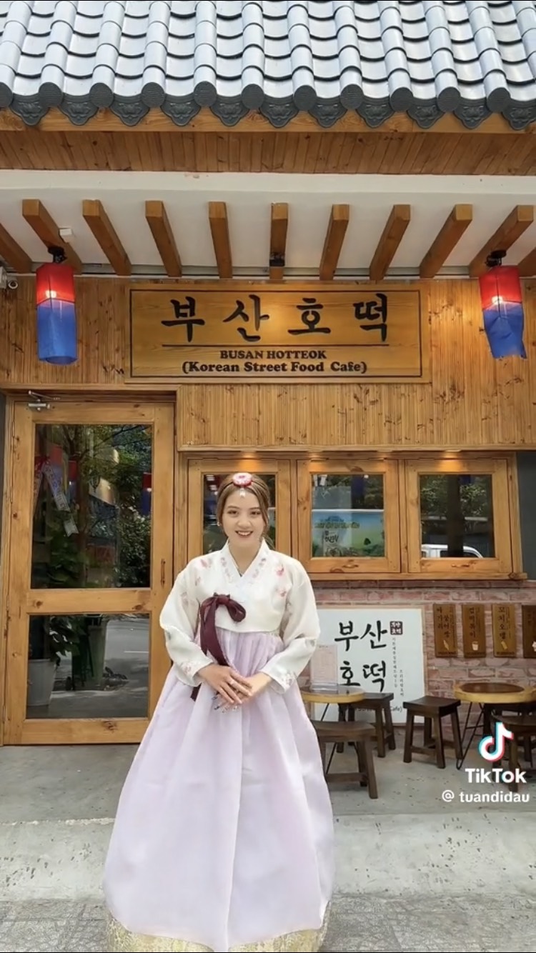 Busan Hotteok là địa điểm lý tưởng trải nghiệm ẩm thực đường phố Hàn Quốc.