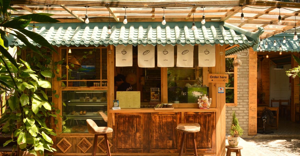 Quán cà phê và bánh phong cách Nhật Bản xinh xắn ngay trung tâm thành phố